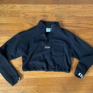 Adidas half zip crop